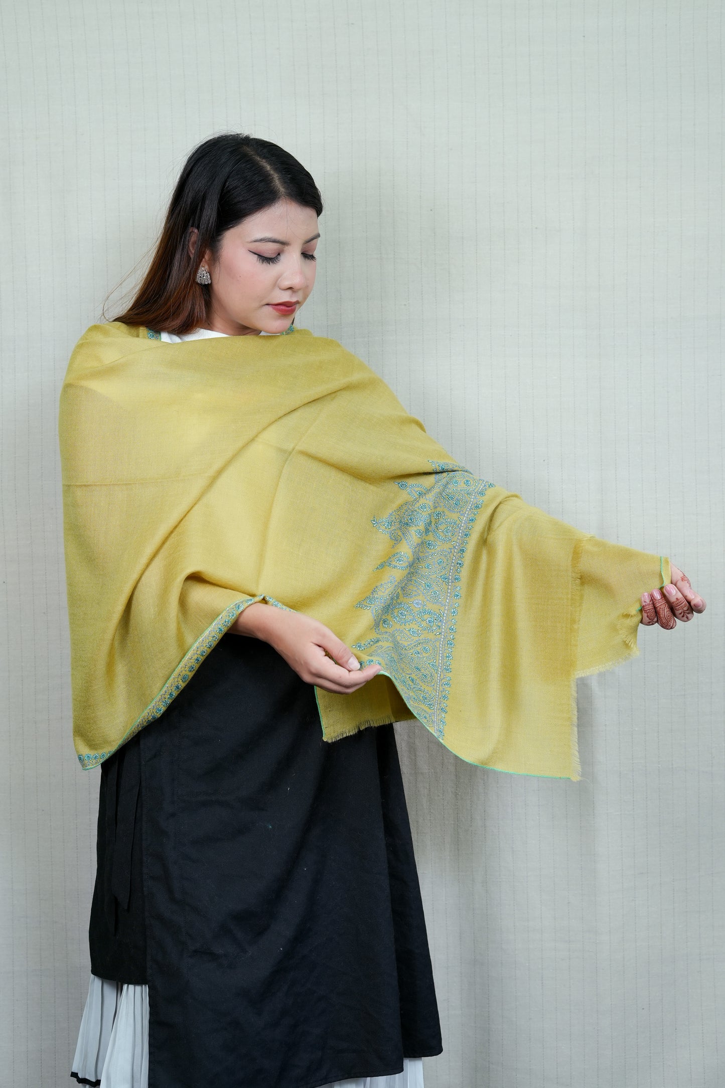 New Shawls 32