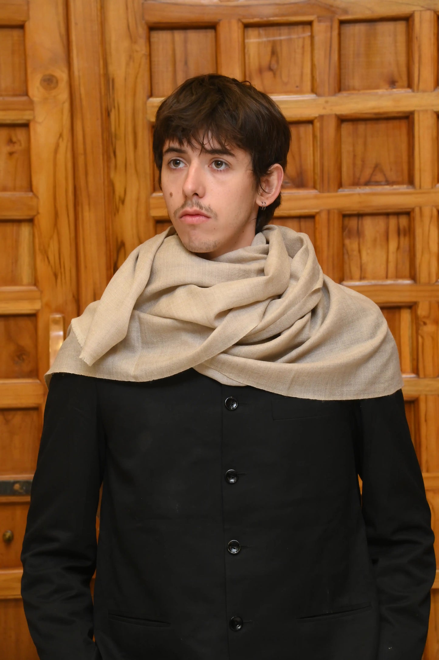 Handwoven Cashmere Scarf (White)