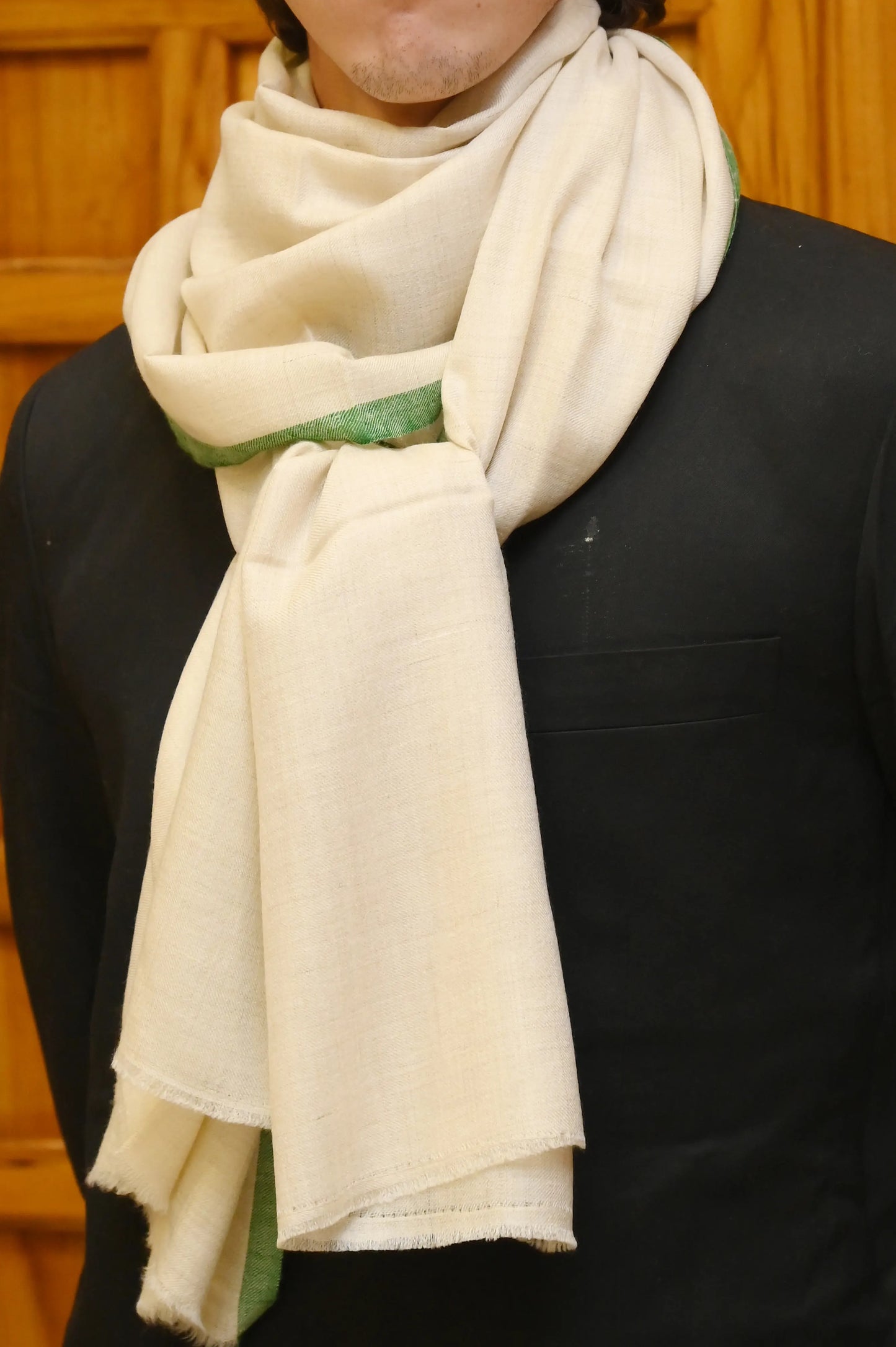 Handwoven Cashmere Scarf (White)